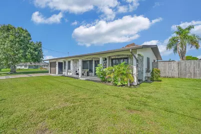 220 Riomar Drive, Port Saint Lucie, FL 34952 - Photo 7
