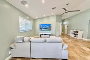 6883 Desert Inn Terrace, Lake Worth, FL 33463 - Photo 15