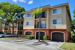 4163 N Haverhill Rd, West Palm Beach, FL 33417 - Photo 1