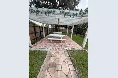 2160 SW 16th Avenue SW #418, Miami, FL 33145 - Photo 27