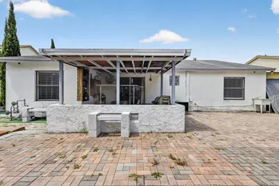 5639 Ithaca Circle E, Lake Worth, FL 33463 - Photo 5