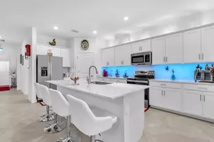 7973 Lakes Edge Ln, Port Charlotte, FL 33981 - Photo 9
