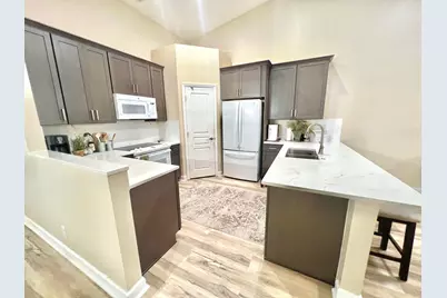 10619 SW Cam Run, Port Saint Lucie, FL 34987 - Photo 7