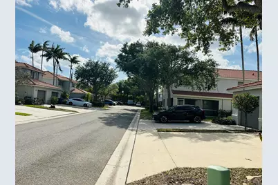 8023 Big Pine Way, Riviera Beach, FL 33407 - Photo 9