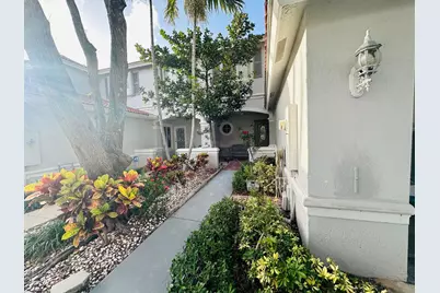 8023 Big Pine Way, Riviera Beach, FL 33407 - Photo 17