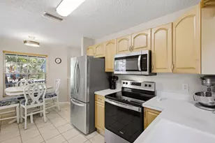 13175 Quiet Woods Rd, Wellington, FL 33414 - Photo 13