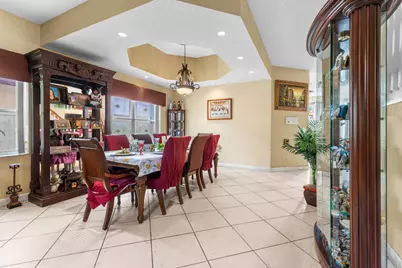 1021 NW 185th Avenue, Pembroke Pines, FL 33029 - Photo 7