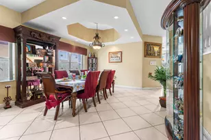 1021 NW 185th Ave, Pembroke Pines, FL 33029 - Photo 7