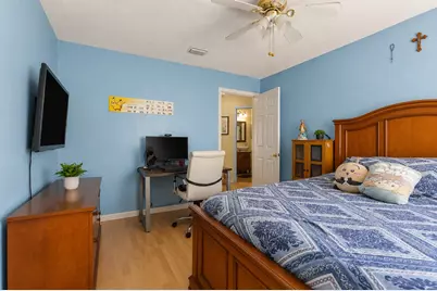 1021 NW 185th Avenue, Pembroke Pines, FL 33029 - Photo 27