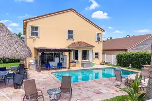 1021 NW 185th Ave, Pembroke Pines, FL 33029 - Photo 51