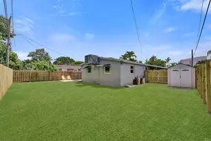 5940 NE 2nd Ave, Oakland Park, FL 33334 - Photo 35