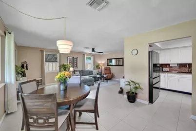 5940 NE 2nd Avenue, Oakland Park, FL 33334 - Photo 13