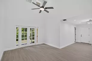 11451 Lakeview Dr, Coral Springs, FL 33071 - Photo 11