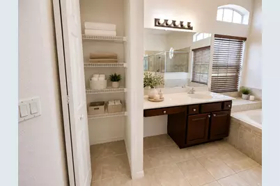 2811 Serenity Circle S, Fort Pierce, FL 34981 - Photo 9