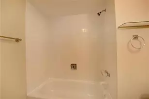 8735 Ramblewood Dr, Coral Springs, FL 33071 - Photo 13
