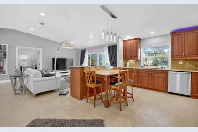 10305 Crosswind Road, Boca Raton, FL 33498 - Photo 13