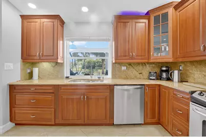10305 Crosswind Road, Boca Raton, FL 33498 - Photo 15