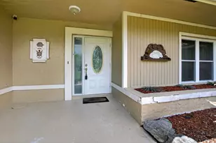 10305 Crosswind Rd, Boca Raton, FL 33498 - Photo 3