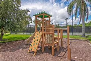 2545 St Lucia Cir, Vero Beach, FL 32967 - Photo 37