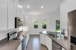 2545 St Lucia Cir, Vero Beach, FL 32967 - Photo 9