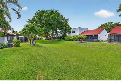 223 NW 36th Avenue, Deerfield Beach, FL 33442 - Photo 29