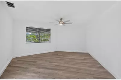223 NW 36th Avenue, Deerfield Beach, FL 33442 - Photo 25