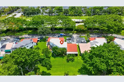 223 NW 36th Avenue, Deerfield Beach, FL 33442 - Photo 35