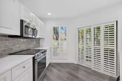 223 NW 36th Avenue, Deerfield Beach, FL 33442 - Photo 7