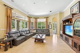 2130 SW 113th Ave, Davie, FL 33325 - Photo 11
