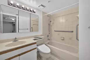 700 Uno Lago Dr, Juno Beach, FL 33408 - Photo 33