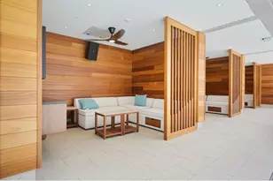 20 NE 11th St, Miami, FL 33132 - Photo 39