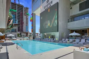 20 NE 11th St, Miami, FL 33132 - Photo 31