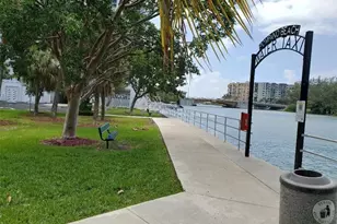 1505 N Riverside Dr, Pompano Beach, FL 33062 - Photo 31