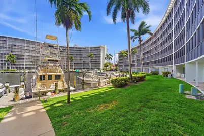 1427 E Hillsboro Boulevard #123, Deerfield Beach, FL 33441 - Photo 1
