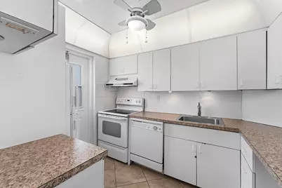 1427 E Hillsboro Boulevard #123, Deerfield Beach, FL 33441 - Photo 11