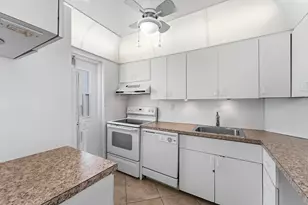 1427 E Hillsboro Blvd, Deerfield Beach, FL 33441 - Photo 11