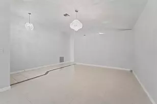 1720 Pondberry Ln, Port Saint Lucie, FL 34952 - Photo 7