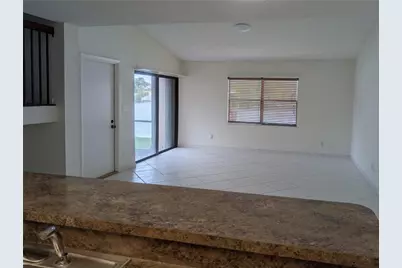 1061 NW 122nd Terrace, Pembroke Pines, FL 33026 - Photo 5