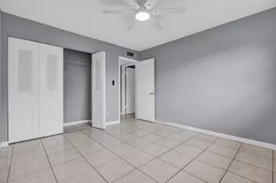 340 NW 19th St, Boca Raton, FL 33432 - Photo 9