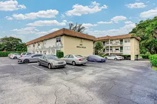 340 NW 19th St, Boca Raton, FL 33432 - Photo 15