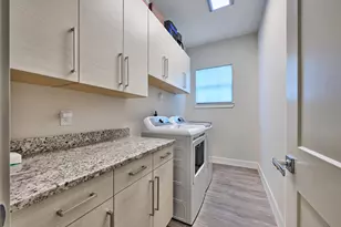 2819 Gin Berry Way, West Palm Beach, FL 33401 - Photo 35