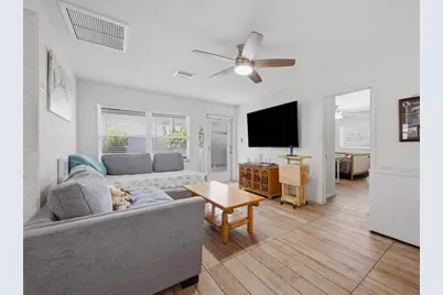 721 E Coast Avenue, Lantana, FL 33462 - Photo 11