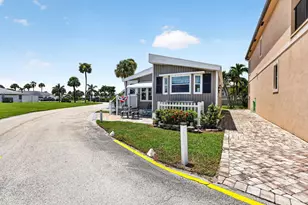 10725 S Ocean Dr, Jensen Beach, FL 34957 - Photo 5