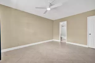 5501 NW 2nd Ave, Boca Raton, FL 33487 - Photo 17