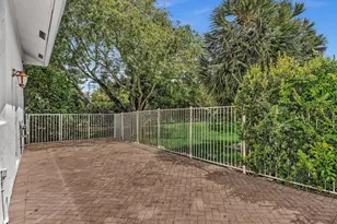 2602 SW 132nd Way, Davie, FL 33330 - Photo 35