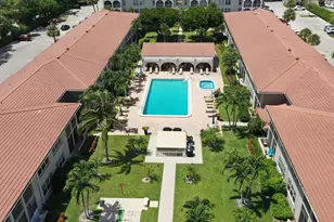 250 NE 20th St, Boca Raton, FL 33431 - Photo 17