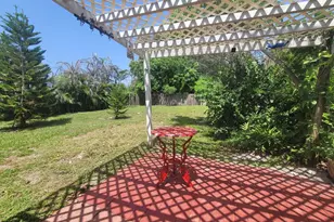 715 SE Forgal St, Port Saint Lucie, FL 34983 - Photo 25