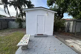 5757 SW 3rd St, Miami, FL 33144 - Photo 55