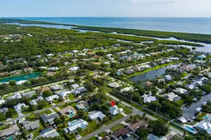 8173 SE Carlton St, Hobe Sound, FL 33455 - Photo 45