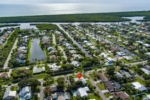 8173 SE Carlton St, Hobe Sound, FL 33455 - Photo 43